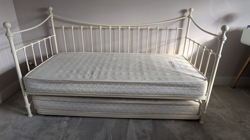 Laura ashley hastings - hastings, daybed